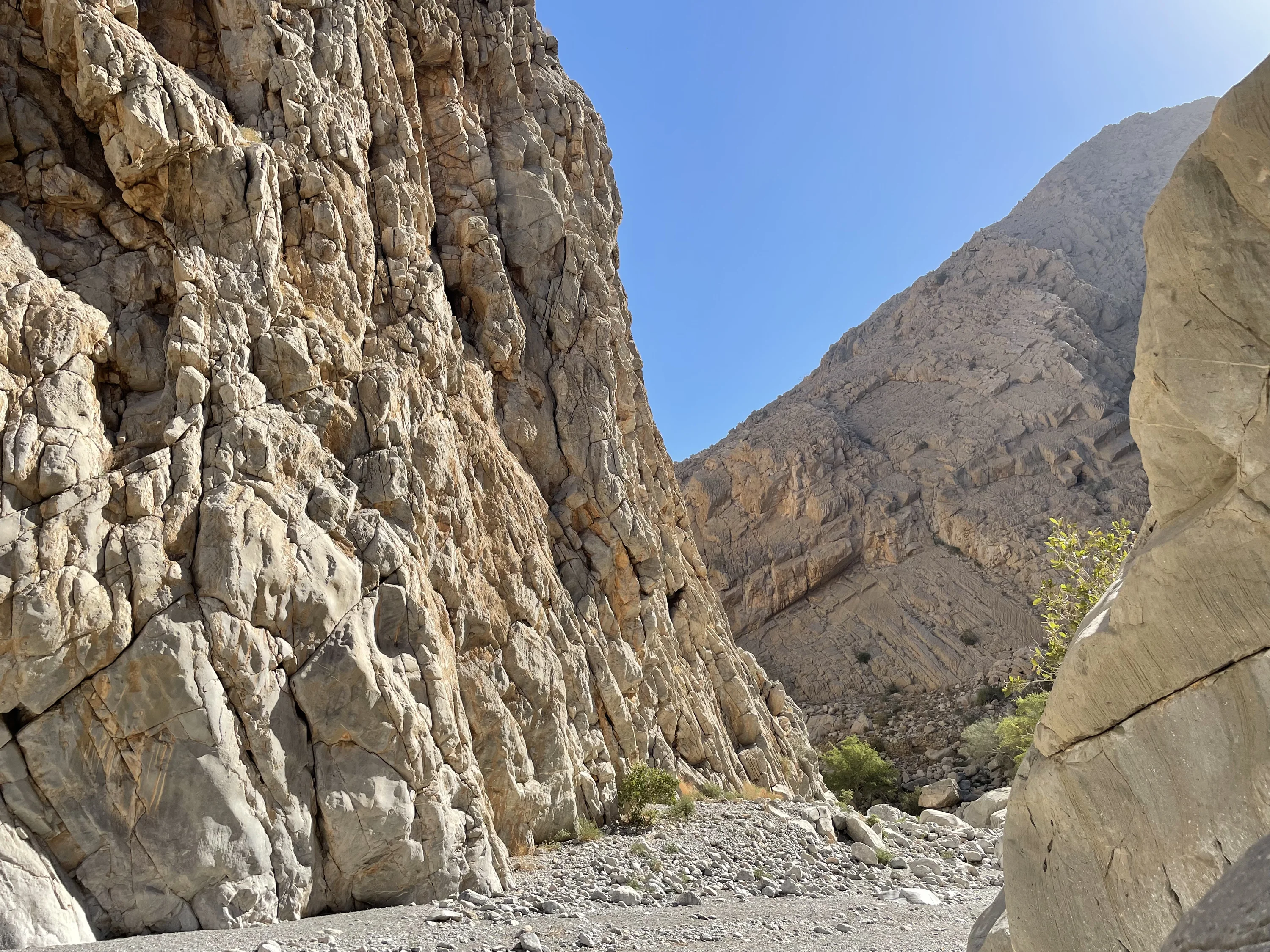 Kubra Canyon — sport climbing east of Muscat 2