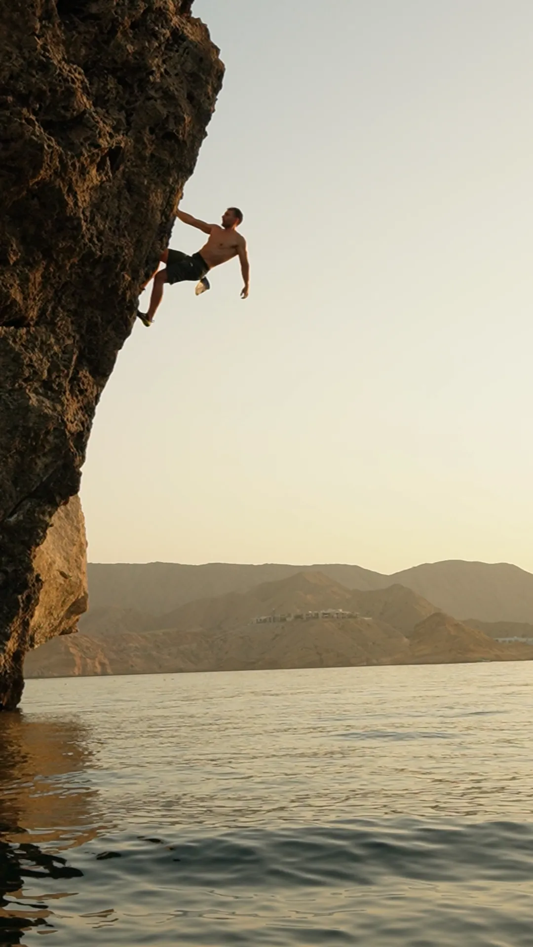Deep Water Soloing in Oman — Climbing Above the Water in Muscat — 8